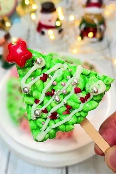 マシュマロで作るクリスマスツリー