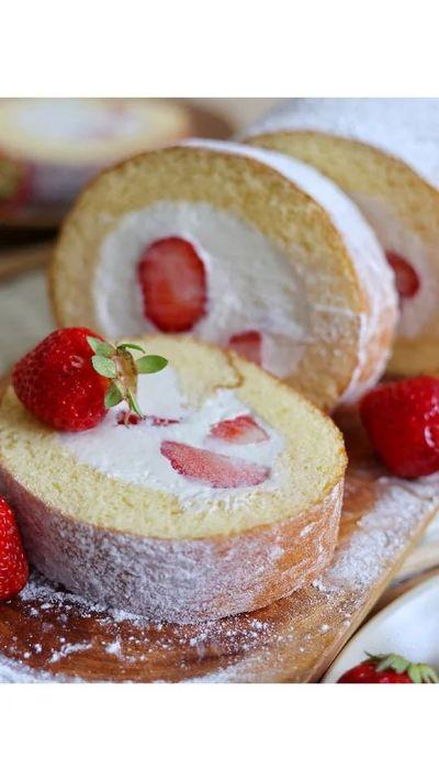 ふわふわ苺ロールケーキ！　#レシピつき