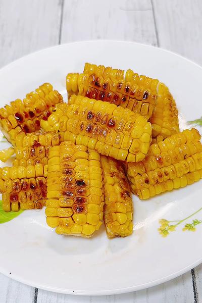 子供と旦那が奪い合う！60秒で作る最強バターコーン