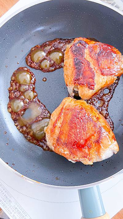 ボリューム満点で夏バテ防止！肉巻きおにぎり