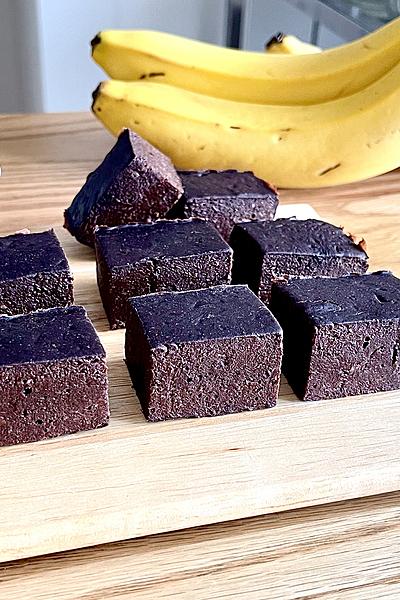 材料３つ！オーブンなし！チョコレートケーキ作り方！