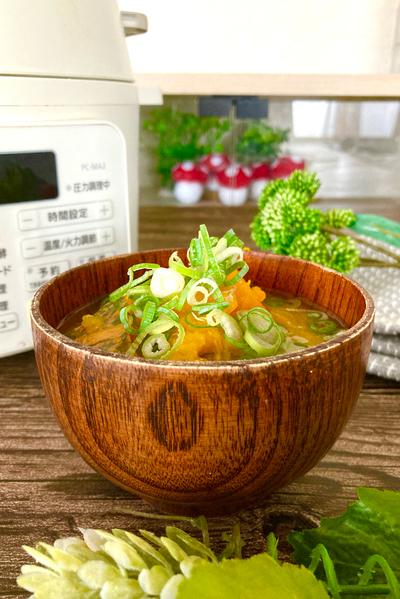 とろとろかぼちゃの幸せ味噌汁