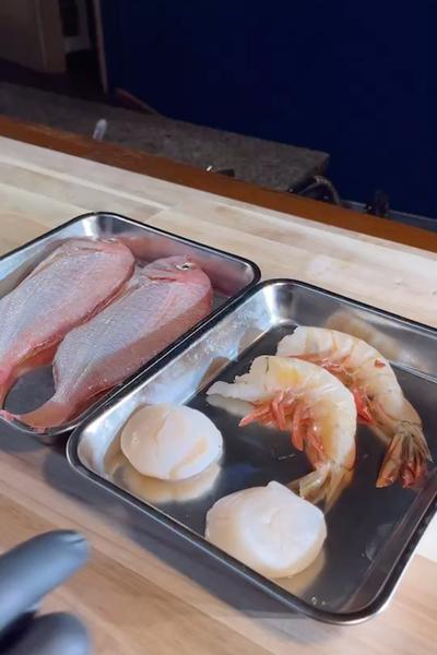 【魚介のラグーと大葉入りジェノベーゼ】