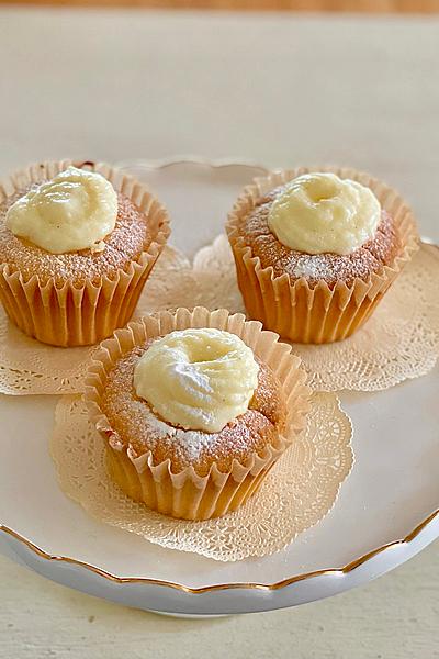 米粉のふんわりカスタードケーキ