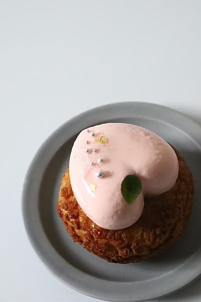 桃ムースのクッキーシュー