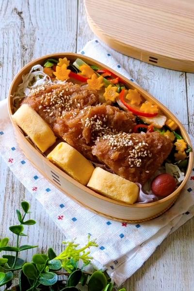 同時調理で楽々！ソースメンチカツ弁当