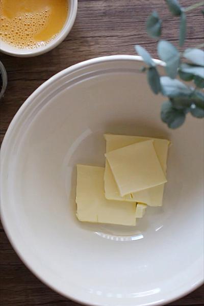 初心者さん向け⭐︎黒ゴマと黒糖のパウンドケーキ