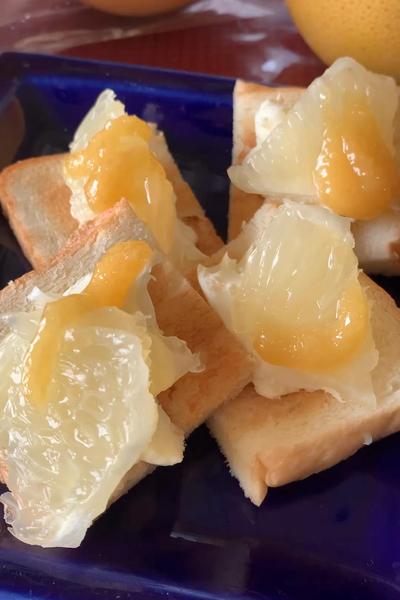 フロリダグレープフルーツのオープンサンド