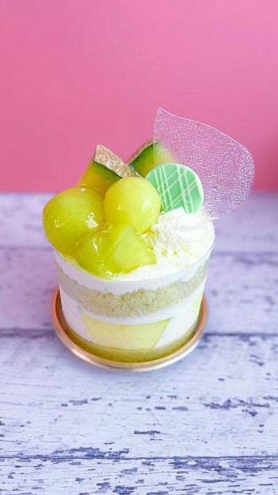 ヘアアイロンで作るケーキの可愛い飾り