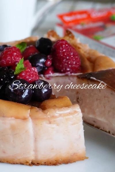 [材料3つ・フルーチェで作る]
苺のチー...