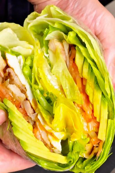 研いだ包丁でレタスバーガーを切る🍔