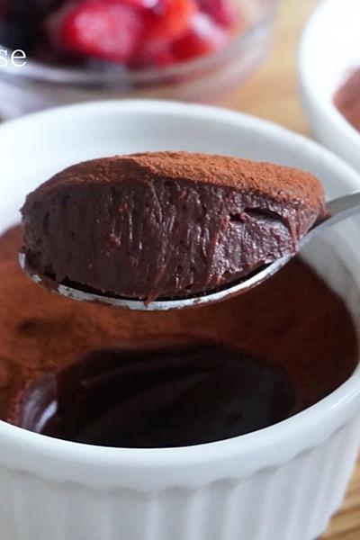 [材料2つ・卵、生クリームなし] 
濃厚...