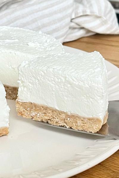 牛乳で作る！材料4つでレアチーズケーキ作り方！