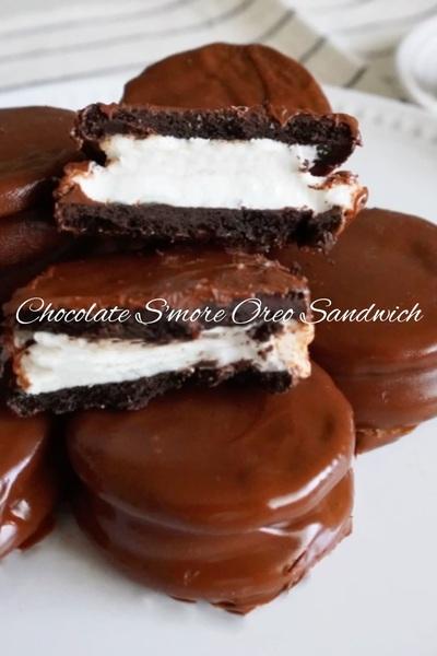 [材料3つ]
チョコスモアオレオサンド作...