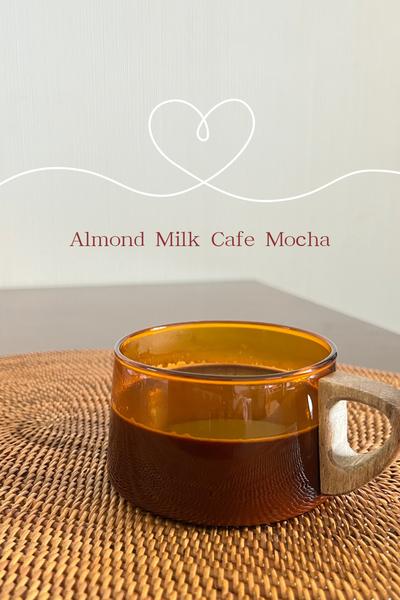 アーモンドミルクで楽しむ香ばしカフェモカ