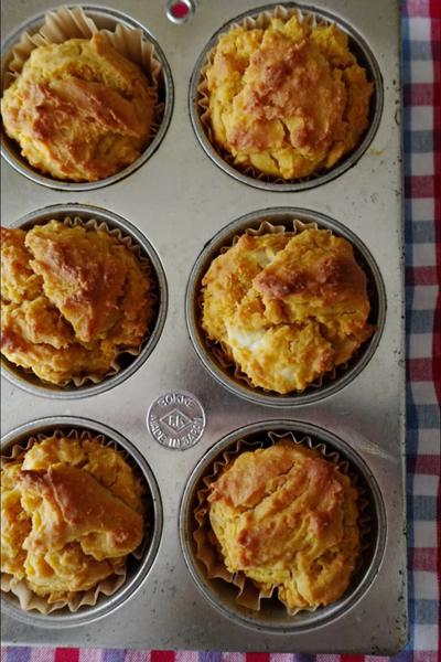 こっくりクリチー黒糖のキャロットケーキ🦭🥕🧁
