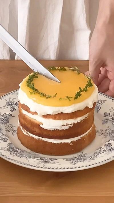 ずっと作ってみたかったレモンケーキ🍋