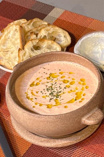 混ぜるだけクリーミー！丸ごとトマトの冷製ポタージュ