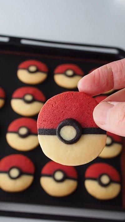 モンスターボールのアイスボックスクッキー❤️