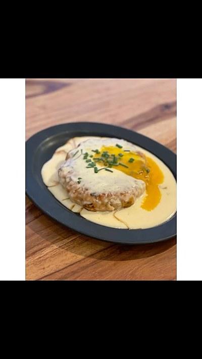 とろ〜りチーズソースのつくねの照り焼き