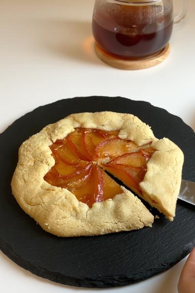 【この生地、材料３つ✨】簡単りんごタルト🍎