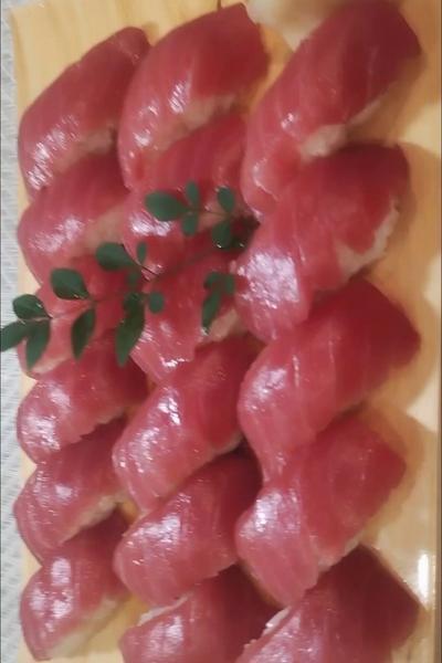 マグロのにぎり寿司
