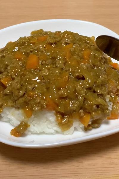 夕飯のキーマカレー