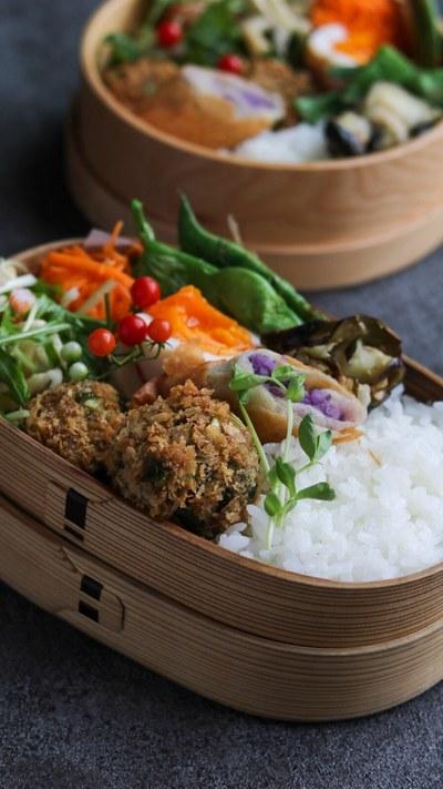 小松菜だらけのメンチカツ