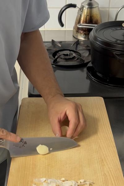 男の10分メシ👍にんにくバターチャーハン