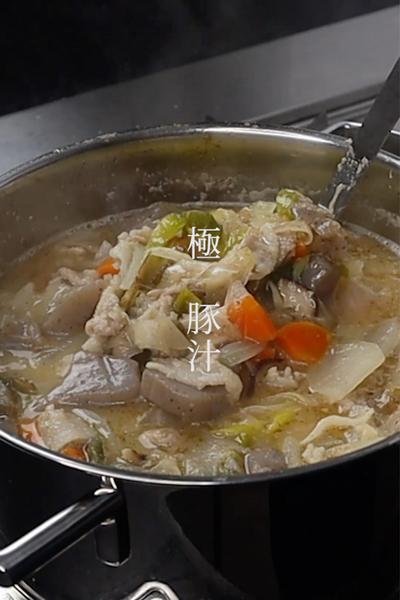 普通の豚汁には戻れなくなる『極 豚汁』の作り方