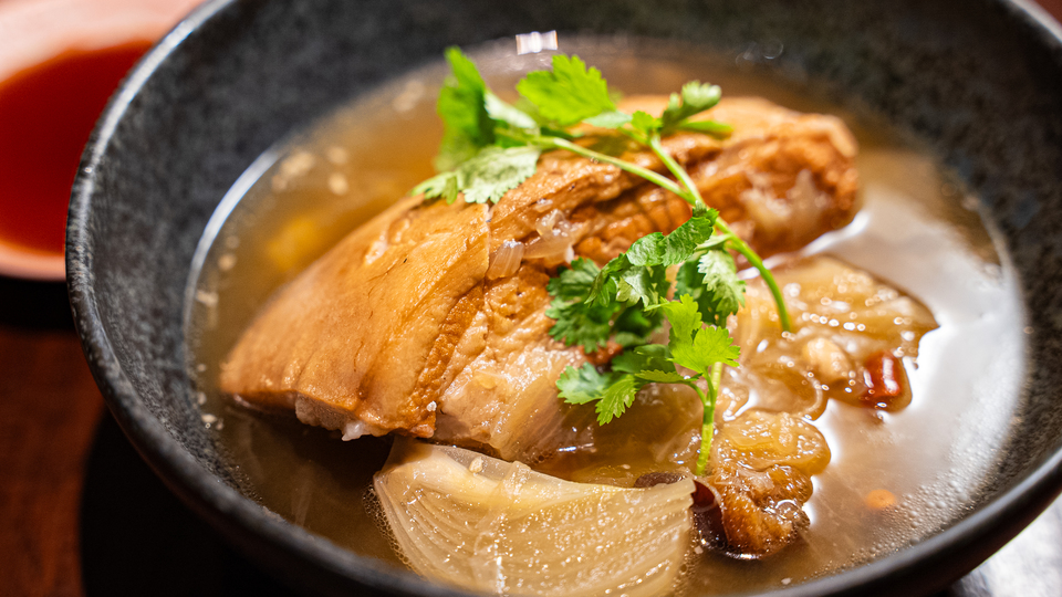 三上康介