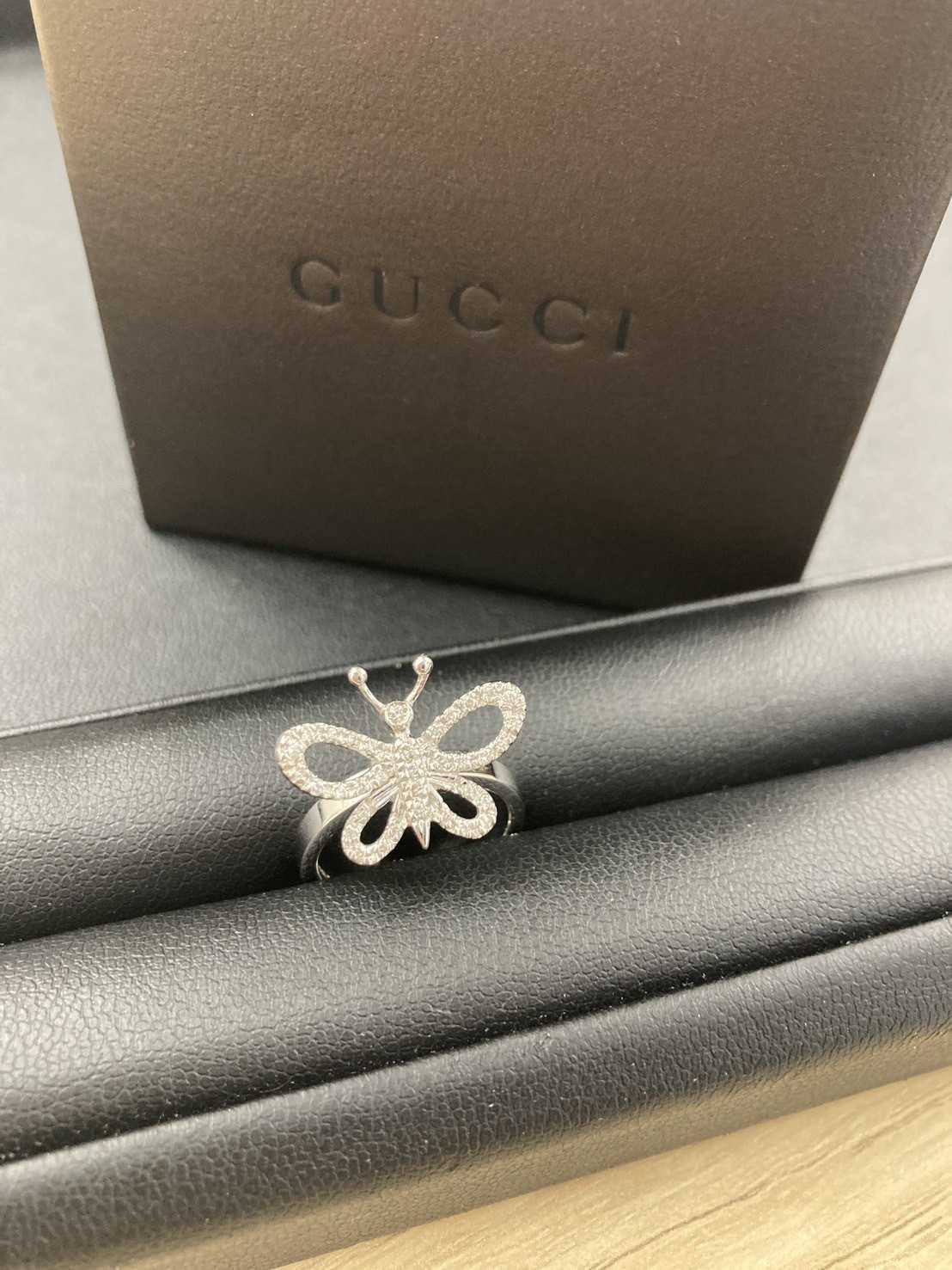 買取大吉 グッチ　バタフライリング