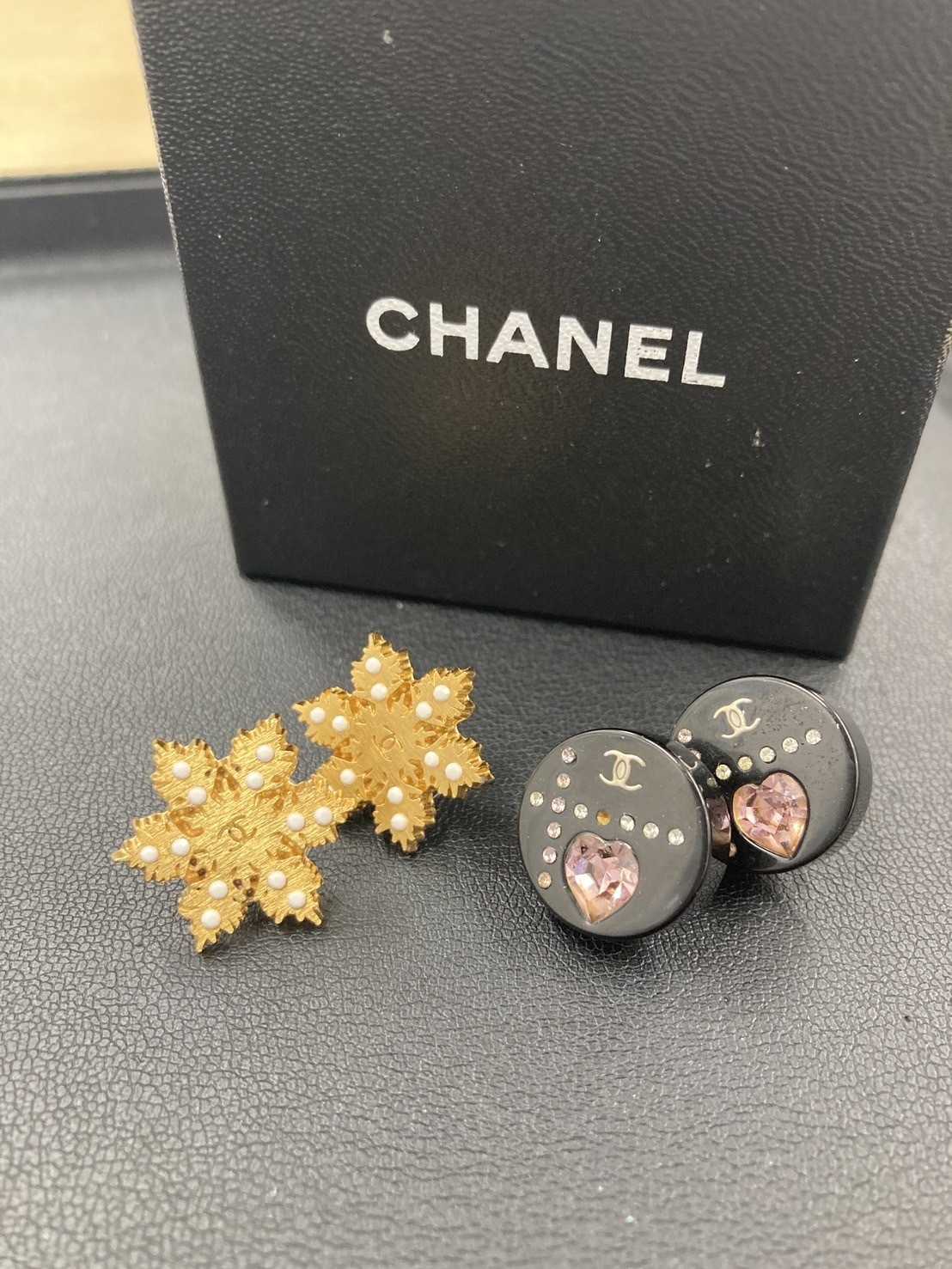 買取大吉 シャネル　ピアス