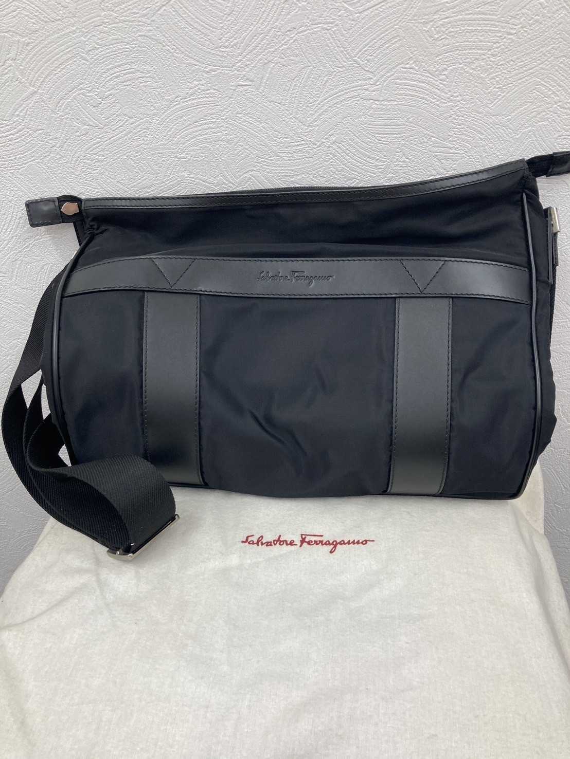 買取大吉 フェラガモ　バッグ