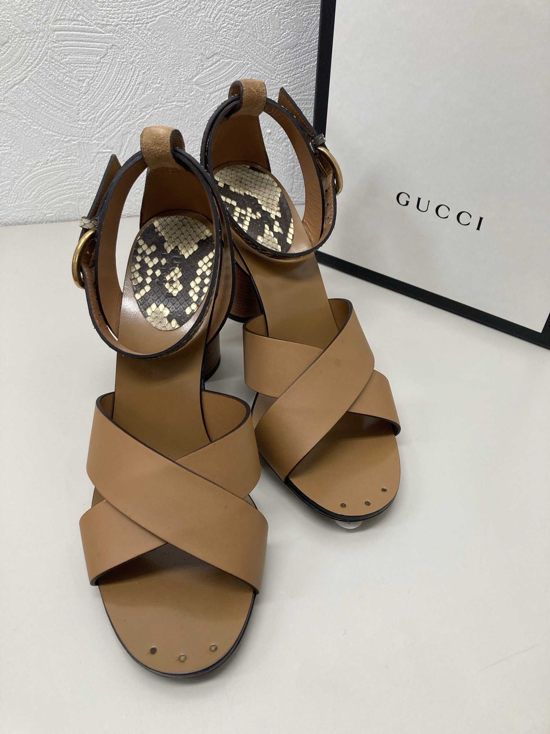 買取大吉 グッチ　サンダル