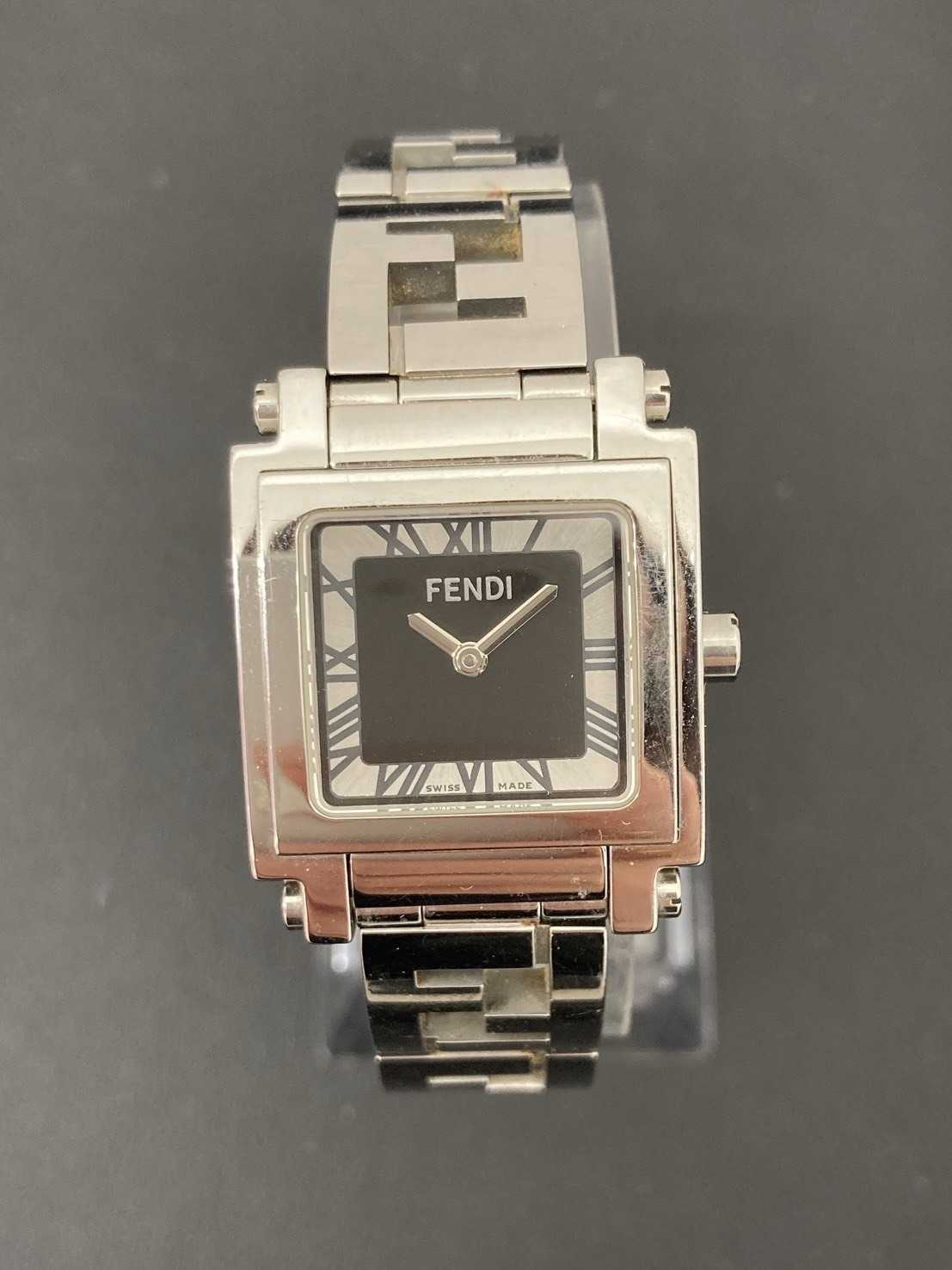 買取大吉 フェンディ腕時計