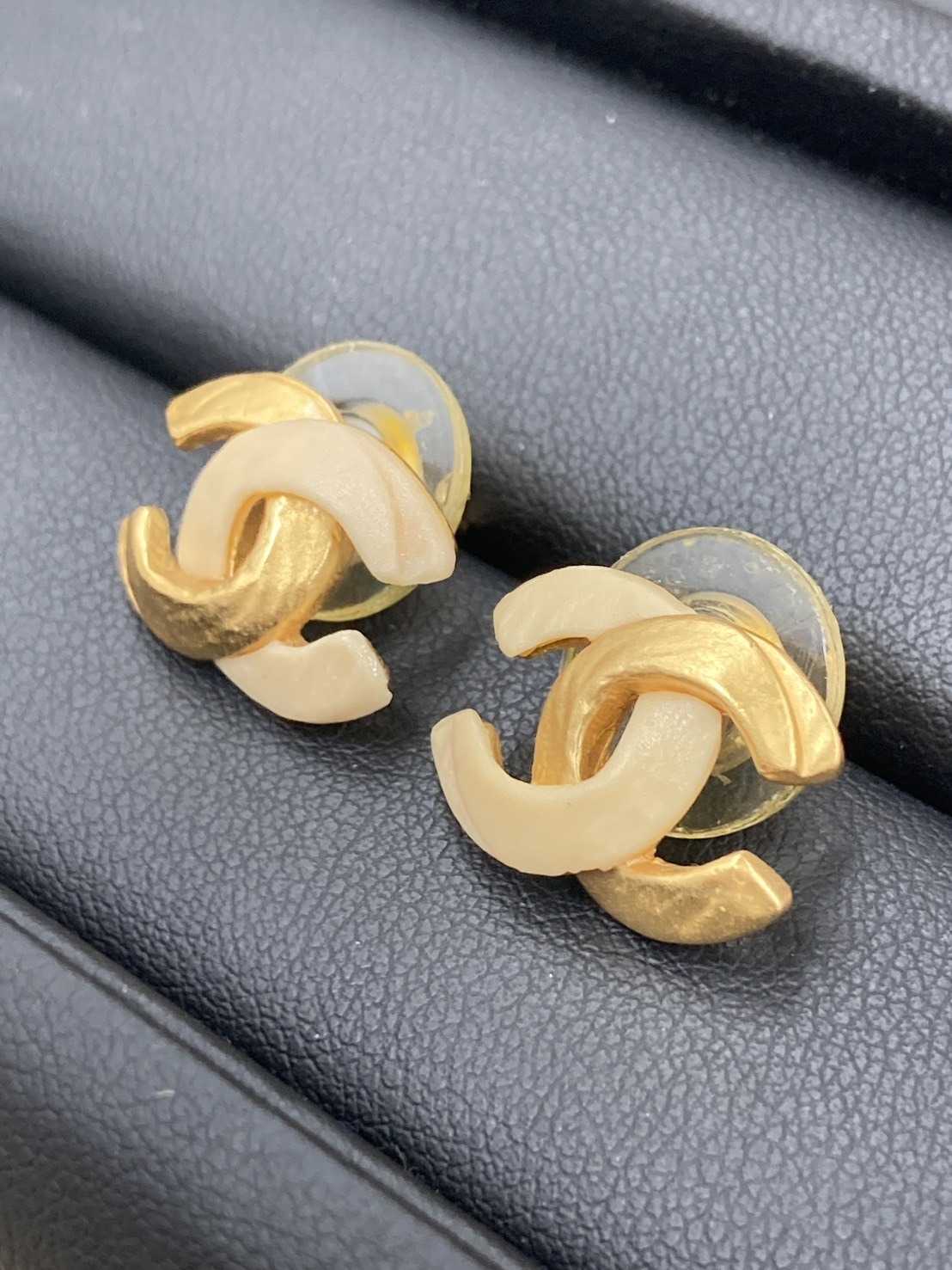買取大吉 シャネル　ピアス