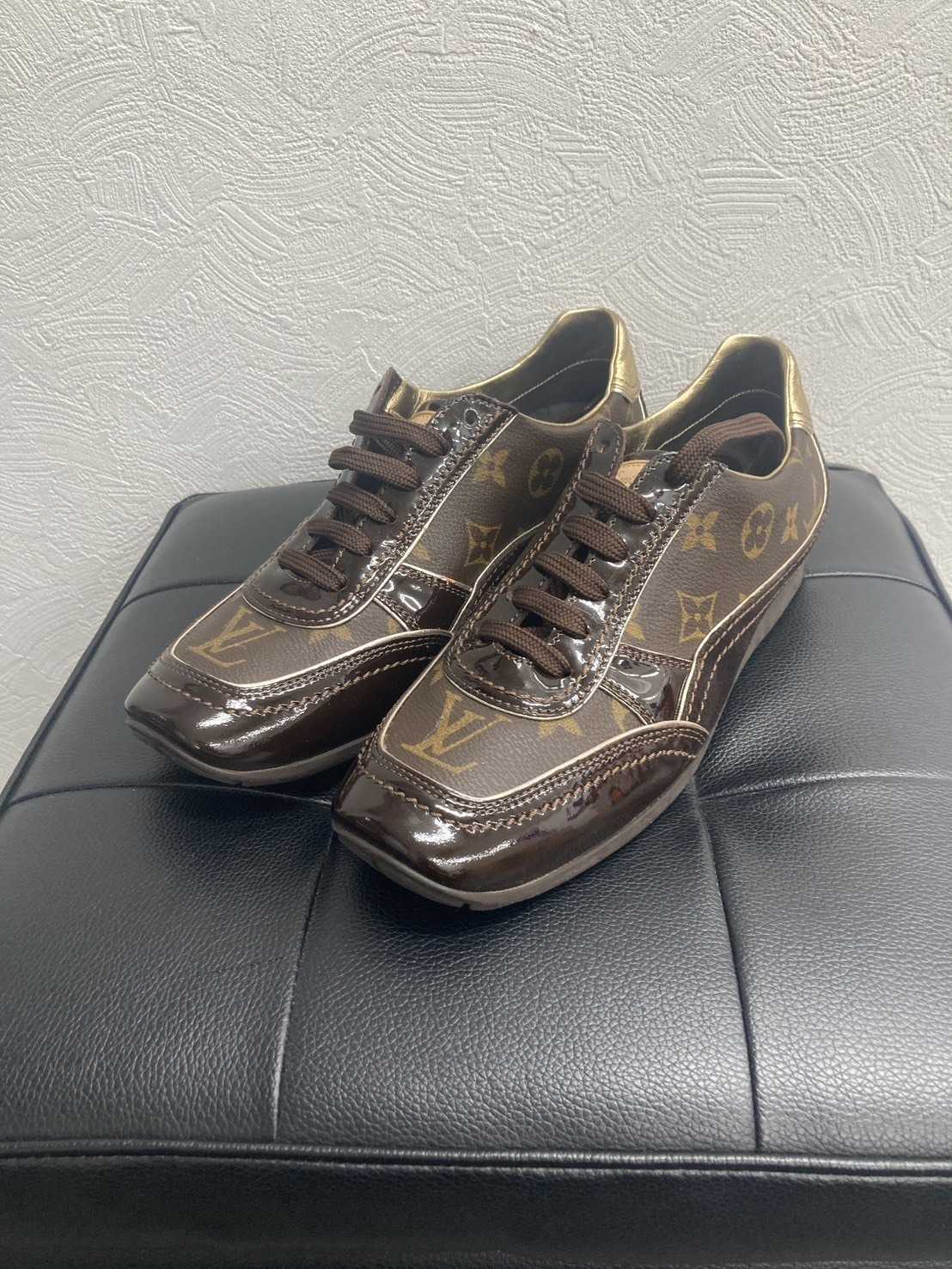 買取大吉 ルイヴィトン　スニーカー