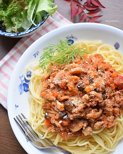 合挽き肉プラス厚揚げde濃厚ミートソース