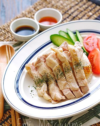 簡単！しっとり！＊塩茹で鶏で海南鶏飯＊