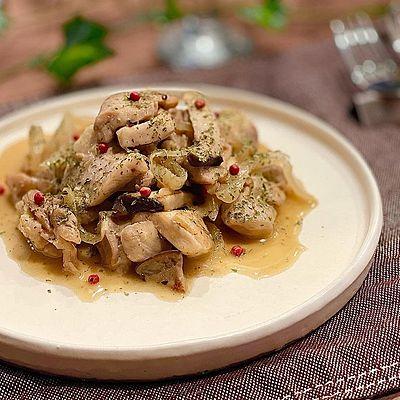鶏肉の白ワイン煮