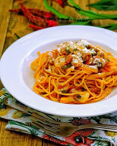 こく旨やみつきナポリタン