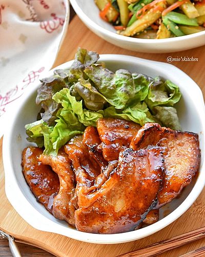 ナムルと焼き肉丼