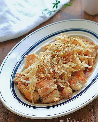 ジューシーチキンの絶品シャキシャキもやしだれ﻿