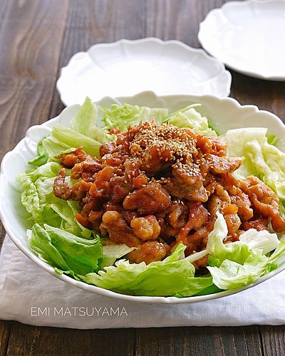 レタスが美味しい！スタミナ豚のっけレタス﻿