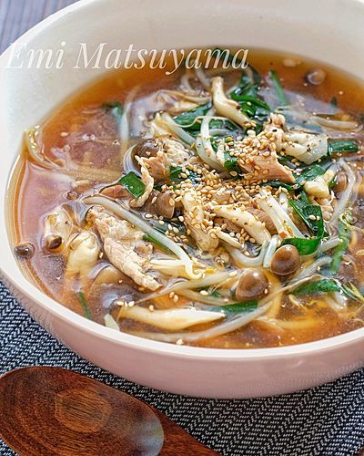 横浜名物！もやしたっぷり具沢山！＊サンマー麺風スープ＊