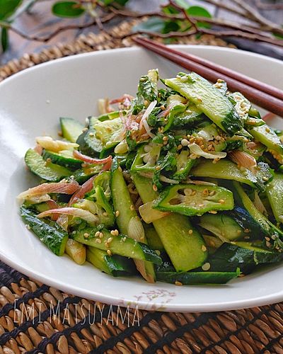 ポリ袋使用＊きゅうりとオクラと香味野菜のやみつきごま漬け＊
