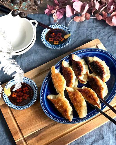 我が家の定番！超時短！簡単餃子っ　白菜とニラ餃子