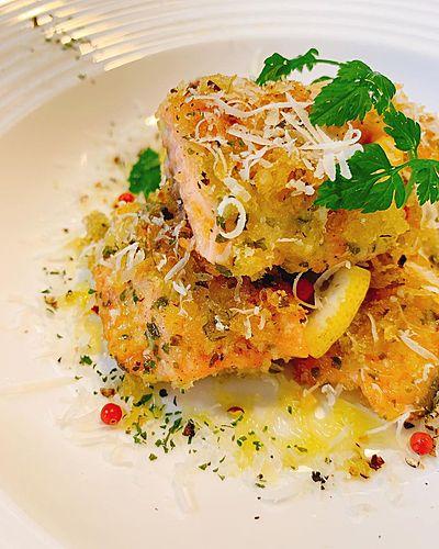 サーモンのパン粉焼き