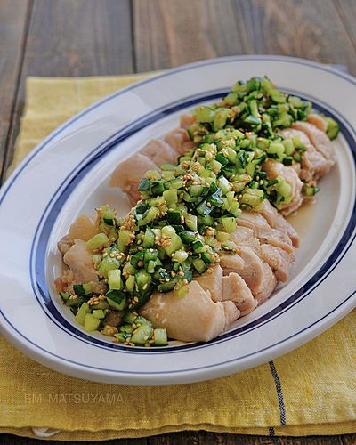 レンジで蒸し鶏のきゅうりの旨だれ